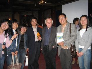 Peuckmann nach seiner Lesung in Xi?an mit Prof. Wen und Prof. Huangfu
