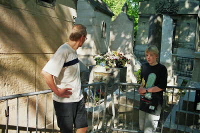 15-Grab vom Jim Morrison